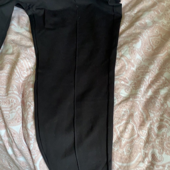 ‼️‼️SOLD‼️‼️ Zippered FOREVER 21+ Black Pants - 3XL - Picture 6 of 7